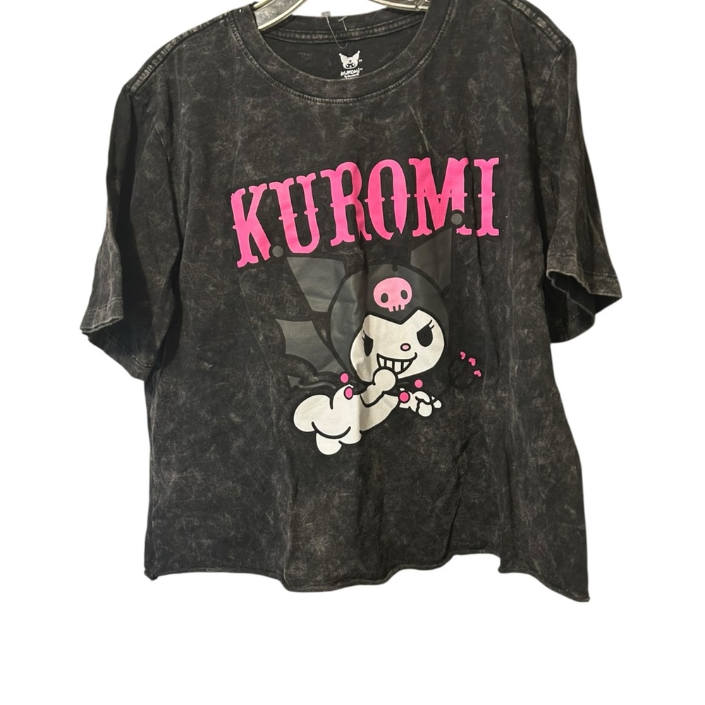 Women's Graphic Tee - Black and Pink